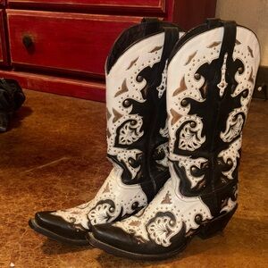 Women's Luccese boots